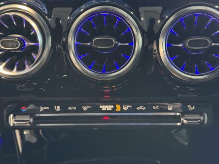 MERCEDES-BENZ A 250 e Progressive Panorama, Dodehoeks Assist, Mbux, DAB, Led