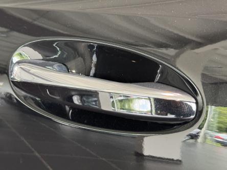 MERCEDES-BENZ EQB 250 Amg Night Pack, Panorama, 360 Camera, Burmester Sound, Distronic