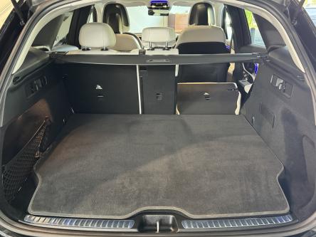 MERCEDES-BENZ GLC 300 e 4M AMG Panorama, Burmester Sound, 360 Camera, Distronic