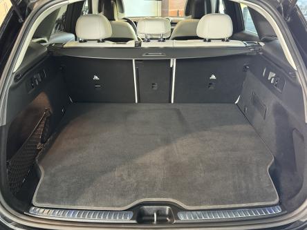 MERCEDES-BENZ GLC 300 e 4M AMG Panorama, Burmester Sound, 360 Camera, Distronic