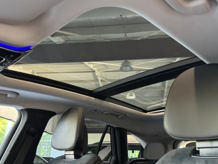 MERCEDES-BENZ GLC 300 e 4M AMG Night Pack, Panorama, 360 Camera, Head-Up Display, Burmester Sound