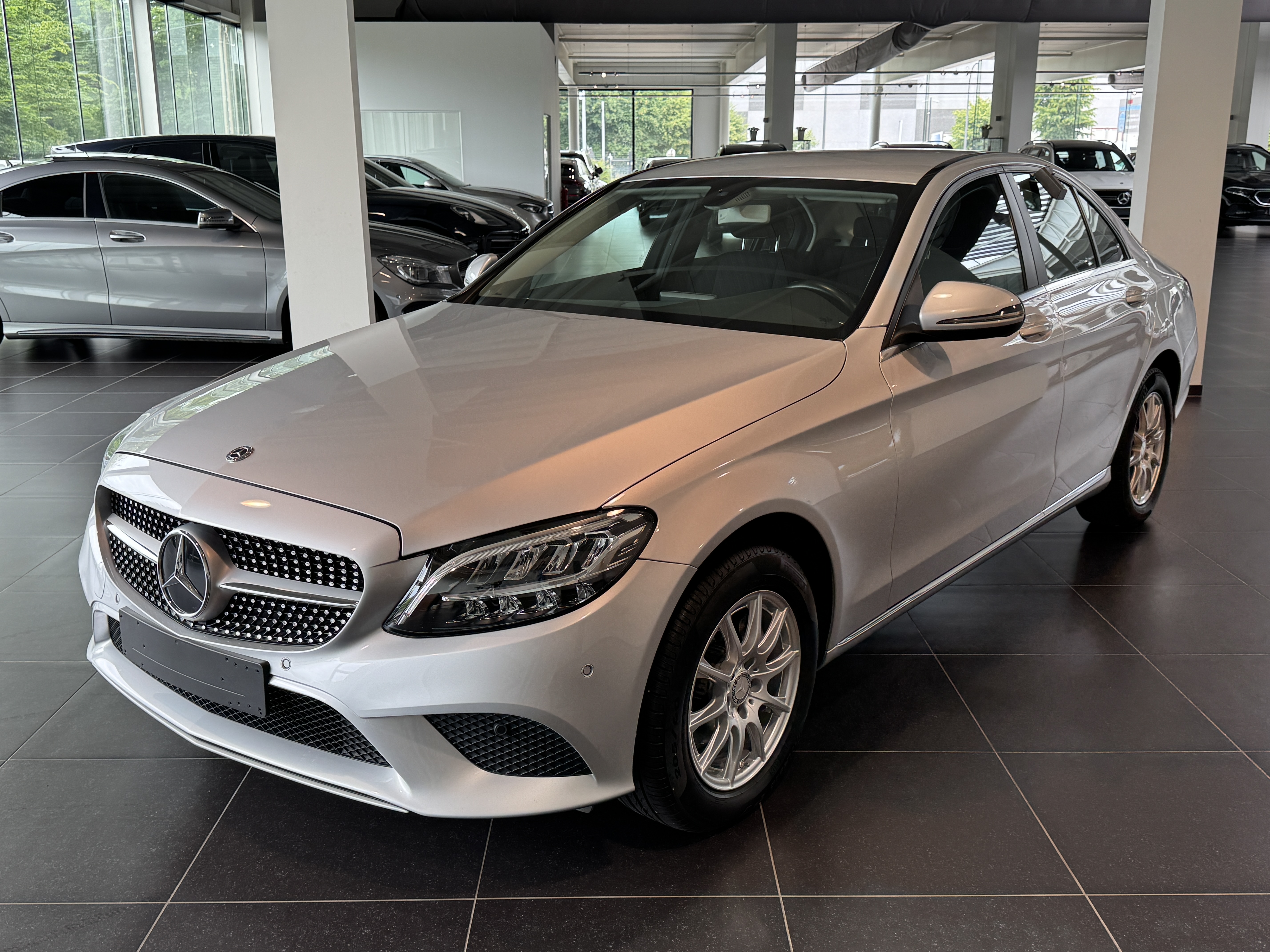 MERCEDES-BENZ C 180 Avantgarde Achteruitrij Camera, Dodehoeks Assist, Led
