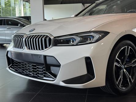 BMW 330 e Touring M Sport Head-Up Display, Camera, Pdc, Led