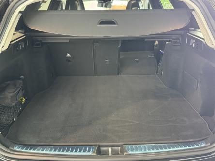 MERCEDES-BENZ C 180 Break Amg Night Pack, Panorama, Keyless-Go, Mbux