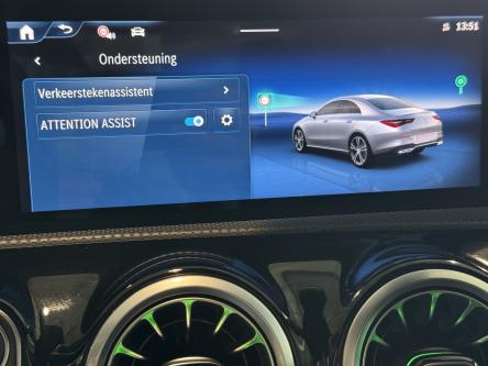 MERCEDES-BENZ CLA 180 AMG 