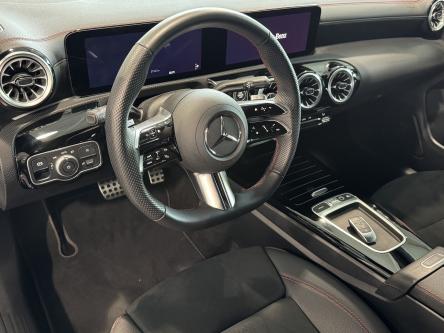 MERCEDES-BENZ CLA 180 AMG 