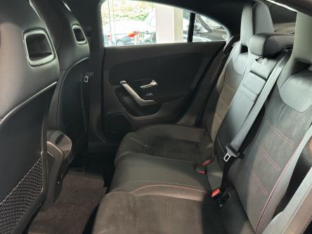 MERCEDES-BENZ CLA 180 AMG 