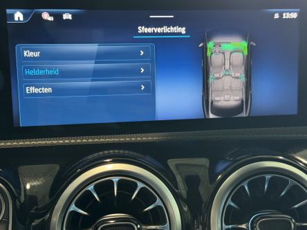 MERCEDES-BENZ CLA 180 AMG 