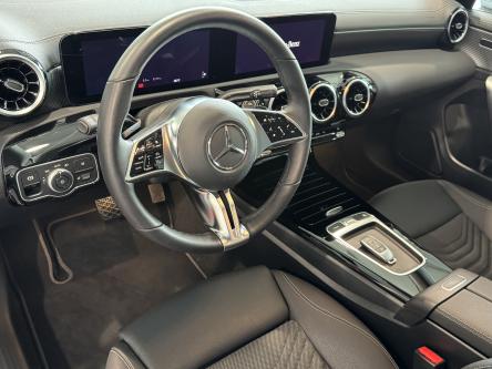 MERCEDES-BENZ CLA 180 SB 