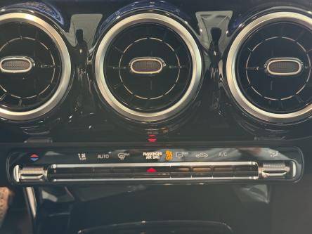 MERCEDES-BENZ CLA 180 SB 