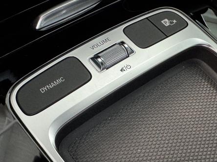 MERCEDES-BENZ A 250 e Distronic, Dodehoeks Assist, Camera, Led