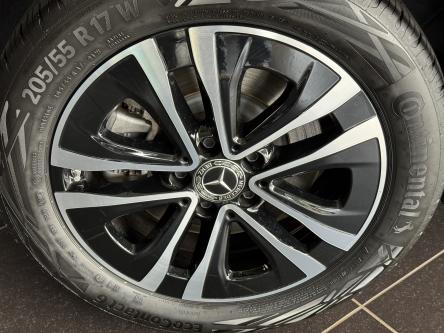 MERCEDES-BENZ A 250 e Distronic, Dodehoeks Assist, Camera, Led