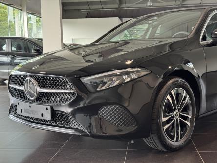MERCEDES-BENZ A 250 e Distronic, Dodehoeks Assist, Camera, Led