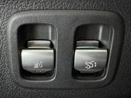 MERCEDES-BENZ C 300 e Break Avantgarde 360 Camera, Memory Seat, Led, DAB