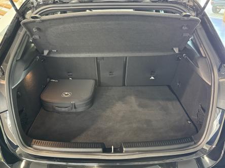 MERCEDES-BENZ A 250 e Progressive Panorama, Dodehoeks Assist, Mbux, DAB, Led