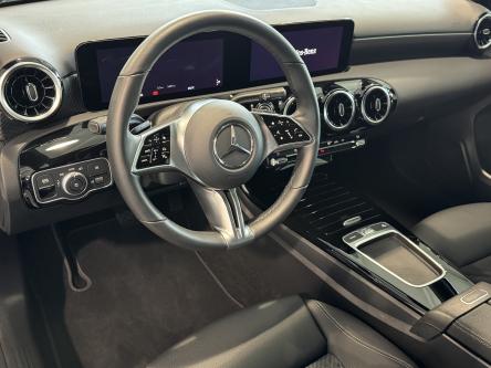 MERCEDES-BENZ A 180 Progressive Camera, Mbux, Led, DAB, Smartphone Integration