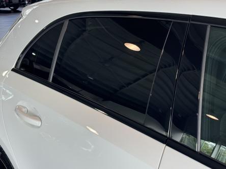 MERCEDES-BENZ A 180 Progressive Night Pack, Distronic, Camera, Mbux, Led