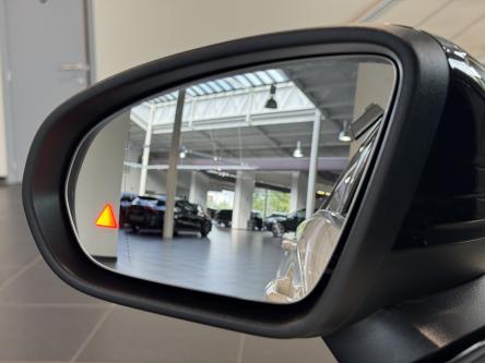 MERCEDES-BENZ A 180 Progressive Night Pack, Distronic, Camera, Mbux, Led