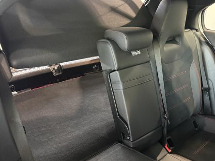 MERCEDES-BENZ A 200 Amg Panorama, Mbux, Led, DAB, Camera