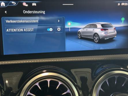 MERCEDES-BENZ A 200 Amg Panorama, Mbux, Led, DAB, Camera