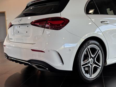 MERCEDES-BENZ A 200 Amg Panorama, Mbux, Led, DAB, Camera