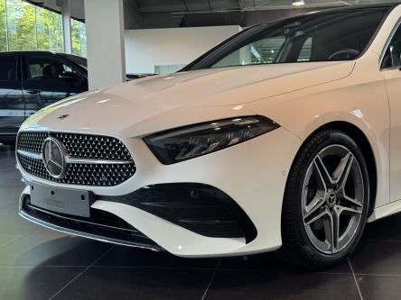 MERCEDES-BENZ A 200 Amg Panorama, Mbux, Led, DAB, Camera