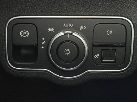 MERCEDES-BENZ EQB 300 4M AMG Night Pack, Camera, Mbux, DAB, Led