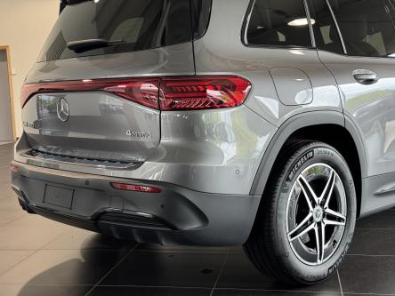 MERCEDES-BENZ EQB 300 4M AMG Night Pack, Camera, Mbux, DAB, Led