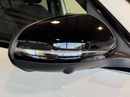 MERCEDES-BENZ EQB 300 4M AMG Facelift, Night, Panorama, Memory, Distronic