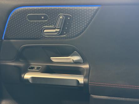 MERCEDES-BENZ EQB 300 4M AMG Facelift, Night, Panorama, Memory, Distronic