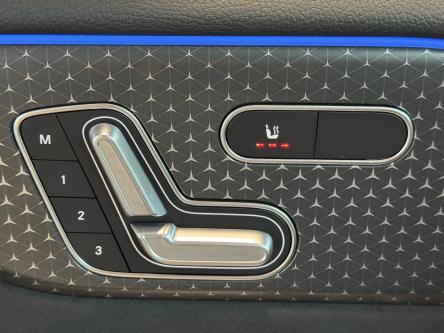 MERCEDES-BENZ EQB 300 4M AMG Facelift, Night, Panorama, Memory, Distronic