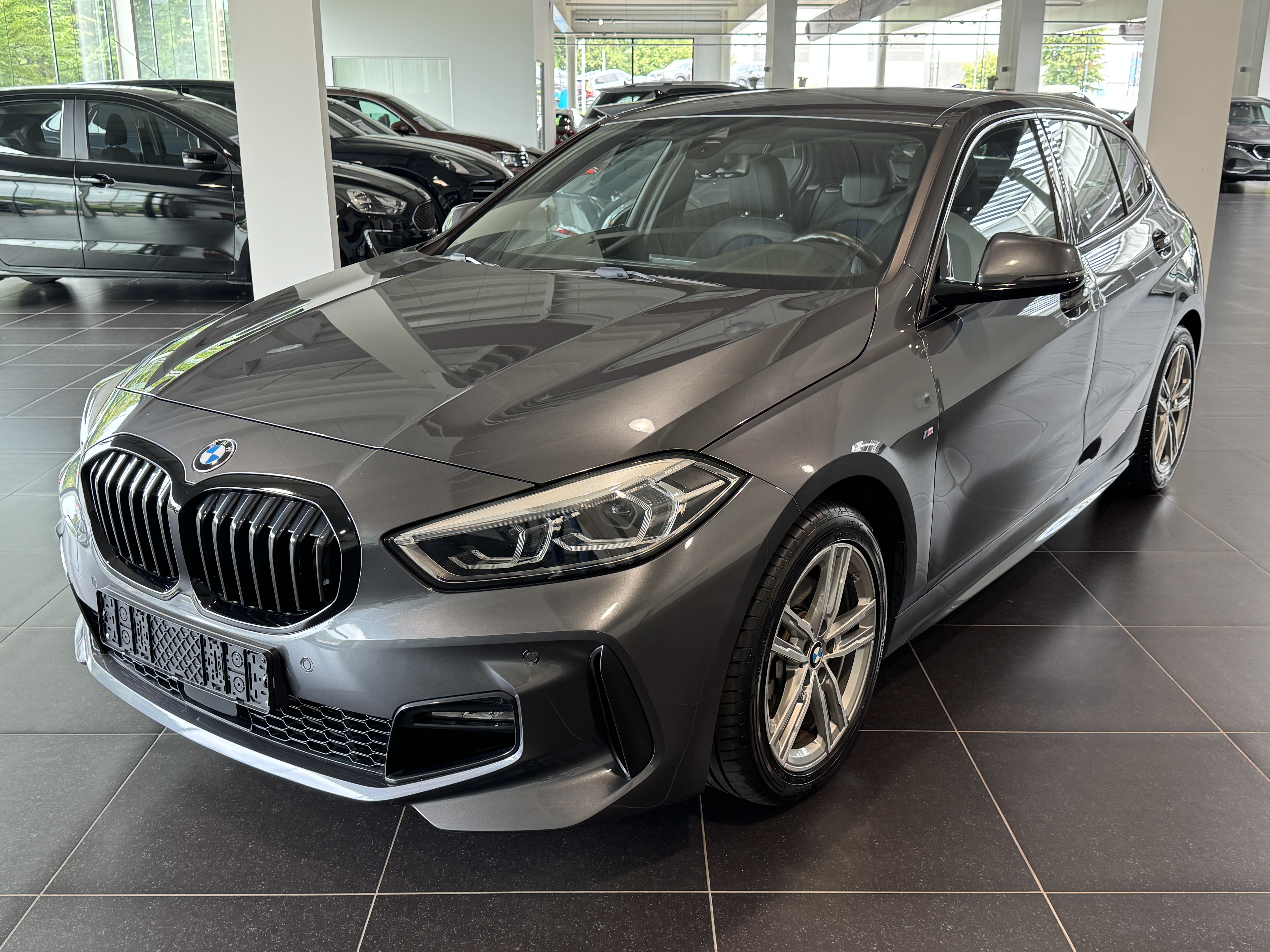 BMW 116 i M Sport Pdc, Navi, Led