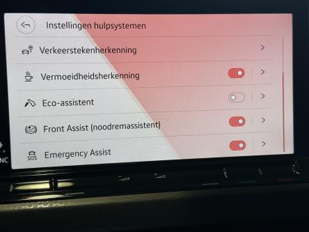 VOLKSWAGEN Golf GTI 2.0 DSG Blackstyle, led, Navi, Pdc, Camera