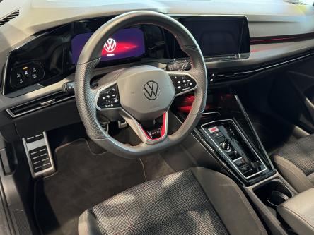 VOLKSWAGEN Golf GTI 2.0 DSG Blackstyle, led, Navi, Pdc, Camera