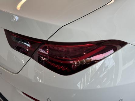 MERCEDES-BENZ CLA 180 Progressive Panorama, 360 Camera, Keyless-Go, Distronic, Led, DAB