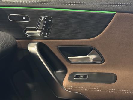 MERCEDES-BENZ CLA 200 SB Amg Night Pack, 360 Camera, Distronic, Memory Seats, Led