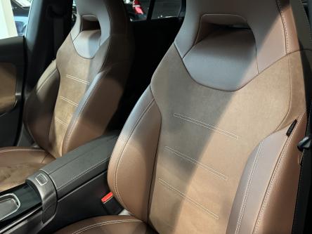 MERCEDES-BENZ CLA 200 SB Amg Night Pack, 360 Camera, Distronic, Memory Seats, Led