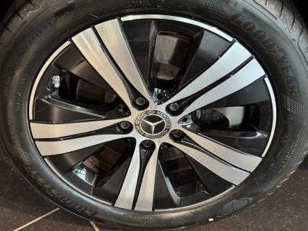 MERCEDES-BENZ C 300 e Break Avantgarde Panorama, 360 Camera, Distronic, Keyless-Go, Mbux, DAB