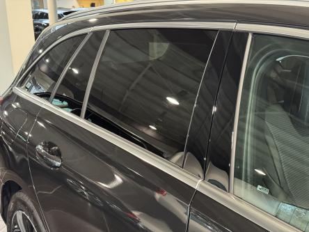 MERCEDES-BENZ C 300 e Break Avantgarde Panorama, 360 Camera, Distronic, Keyless-Go, Mbux, DAB