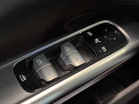 MERCEDES-BENZ C 300 e Break Avantgarde 360 Camera, Trekhaak, Digital Light, Mbux, DAB