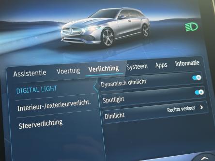 MERCEDES-BENZ C 300 e Break Avantgarde 360 Camera, Trekhaak, Digital Light, Mbux, DAB