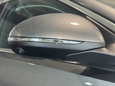 MERCEDES-BENZ C 300 e Break Avantgarde 360 Camera, Trekhaak, Digital Light, Mbux, DAB