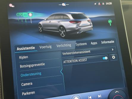 MERCEDES-BENZ C 300 e Break Avantgarde 360 Camera, Trekhaak, Digital Light, Mbux, DAB