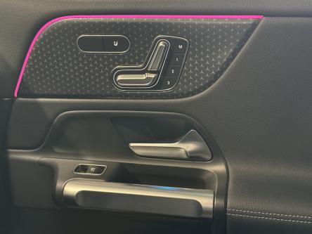 MERCEDES-BENZ EQB 300 4M Progressive 20 Inch AMG, Panorama, 360 Camera, Distronic, Memory Seats