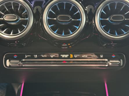 MERCEDES-BENZ EQB 300 4M Progressive 20 Inch AMG, Panorama, 360 Camera, Distronic, Memory Seats