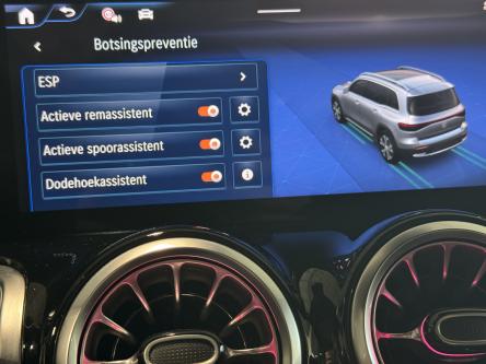 MERCEDES-BENZ EQB 300 4M Progressive 20 Inch AMG, Panorama, 360 Camera, Distronic, Memory Seats