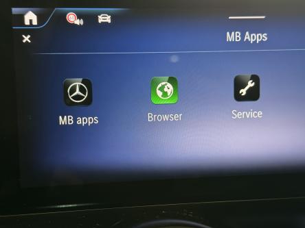 MERCEDES-BENZ EQB 300 4M Progressive 20 Inch AMG, Panorama, 360 Camera, Distronic, Memory Seats