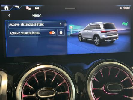 MERCEDES-BENZ EQB 300 4M Progressive 20 Inch AMG, Panorama, 360 Camera, Distronic, Memory Seats