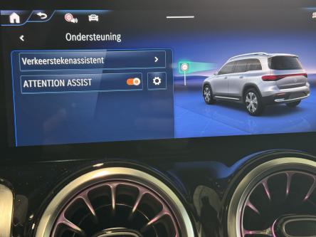 MERCEDES-BENZ EQB 300 4M Progressive 20 Inch AMG, Panorama, 360 Camera, Distronic, Memory Seats