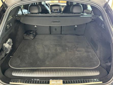 MERCEDES-BENZ E 300 e Break AMG Night Pack, Distronic, Keyless-Go, Mbux